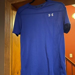 Under armour mens shirt.